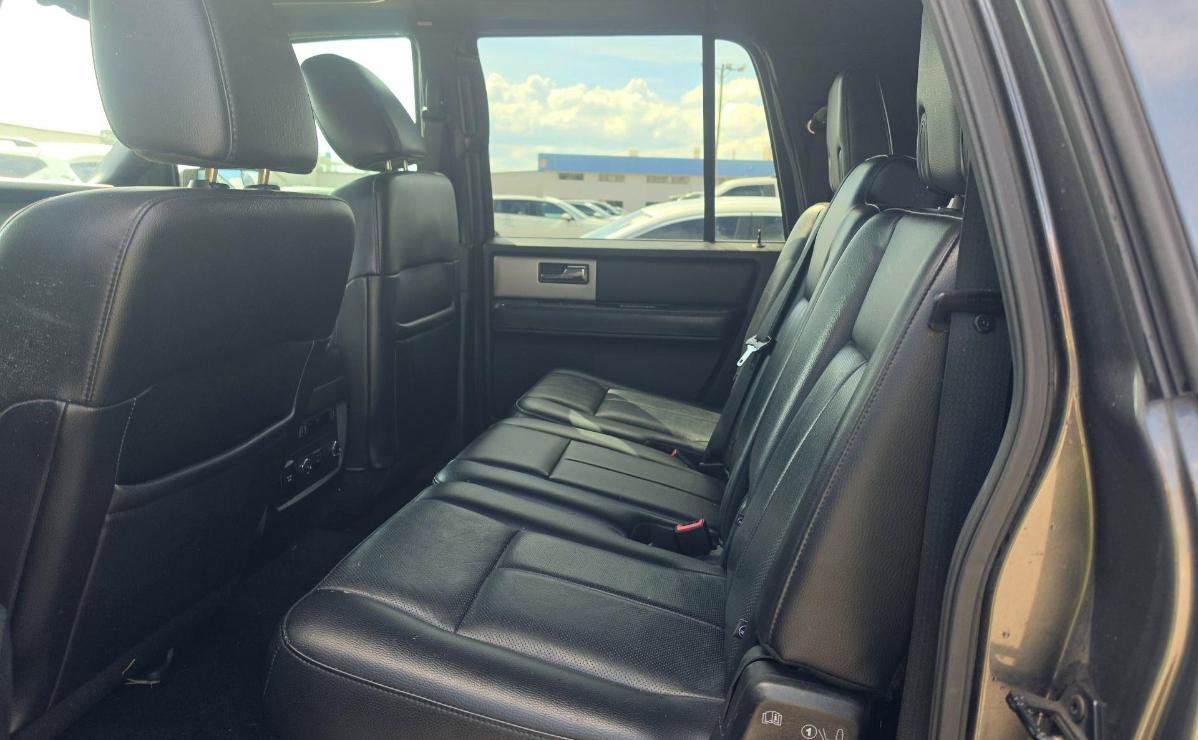 Used 2017 Ford Expedition EL Limited w/ Equipment Group 301A RWD image 10