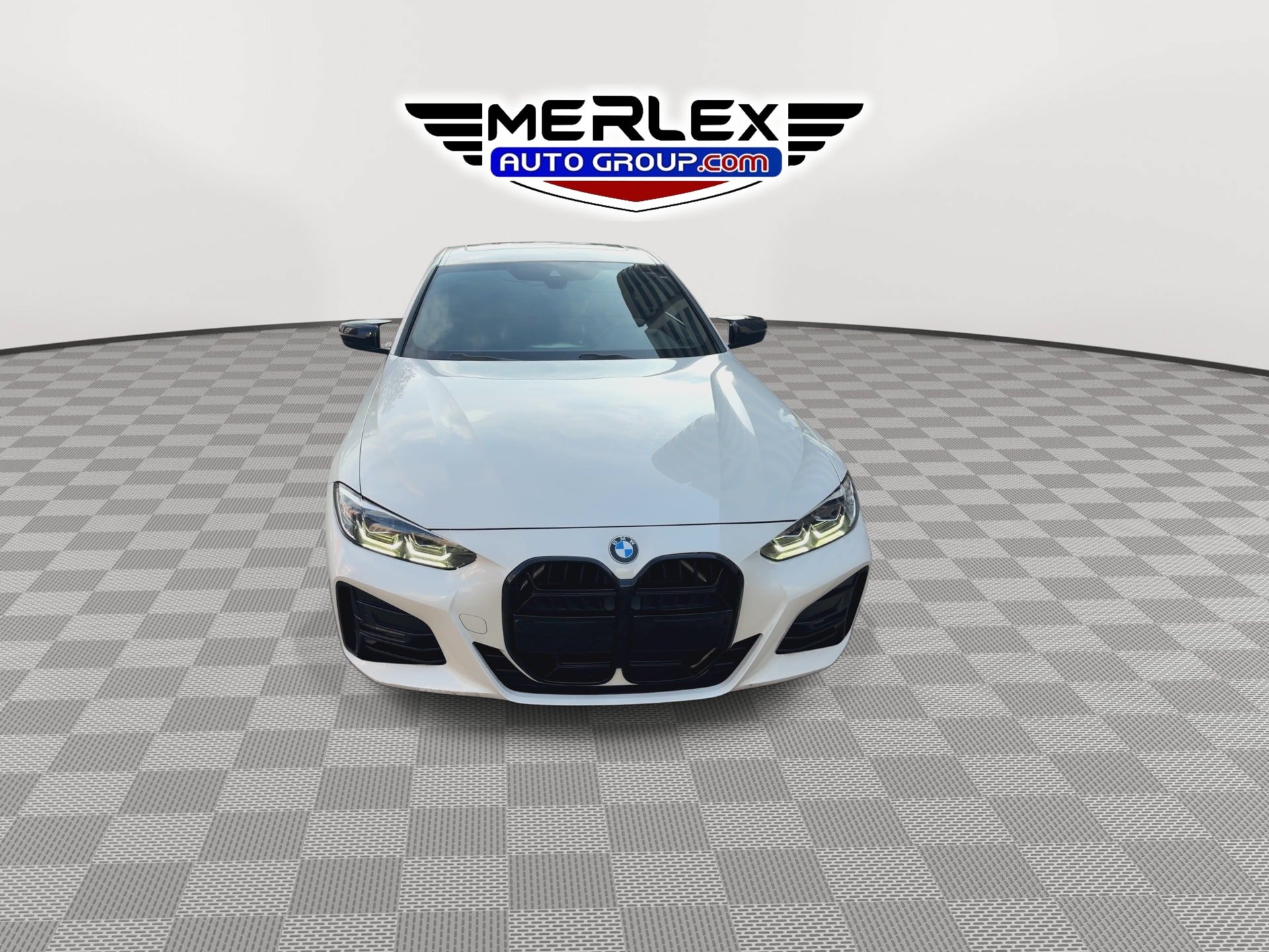 Used 2021 BMW 430i Coupe w/ M Sport Package RWD image 2