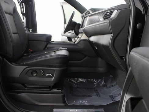 Used 2023 GMC Yukon Denali image 26