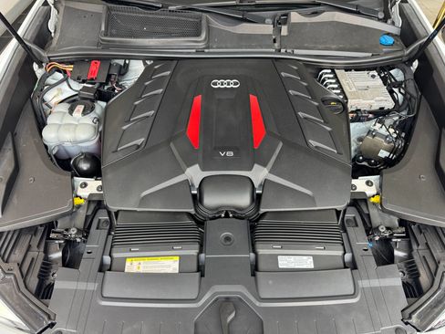 Used 2020 Audi SQ8 Premium Plus AWD/4WD image 31