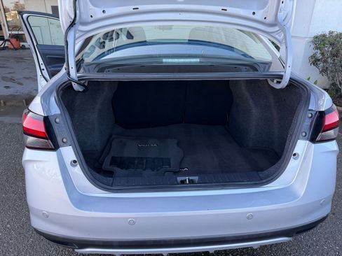 Used 2025 Nissan Versa SV image 31