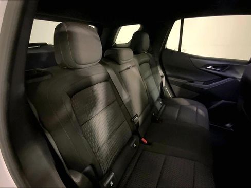 Used 2025 Chevrolet Equinox LT image 23