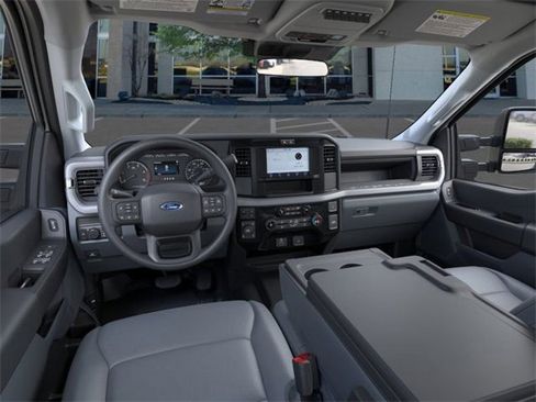 New 2026 Ford F350 XL w/ 360-Degree Camera Package image 9