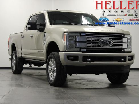 Used 2017 Ford F250 Platinum w/ Platinum Ultimate Package AWD/4WD image 1