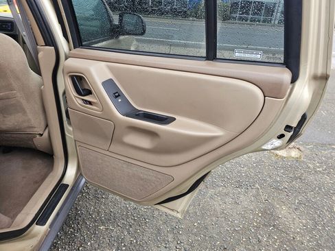 Used 2001 Jeep Grand Cherokee Laredo image 14