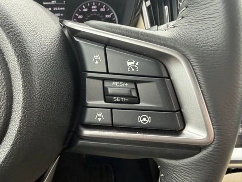 Certified 2025 Subaru Outback Premium image 15