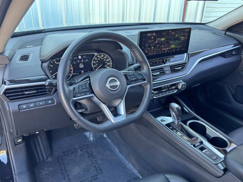 Used 2024 Nissan Altima 2.0 SR image 13