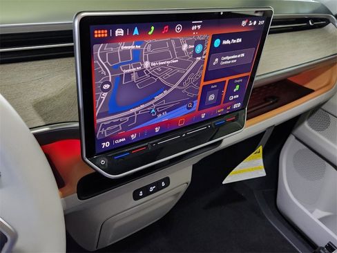 New 2025 Volkswagen ID. Buzz 1st Edition image 9