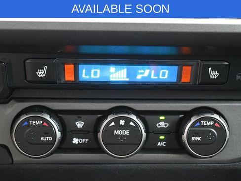 Used 2022 Toyota Tacoma TRD Sport w/ TRD Premium Sport Package AWD/4WD image 22