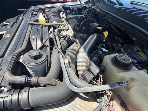 Used 2019 Ford F550 4x4 SuperCab Super Duty image 17
