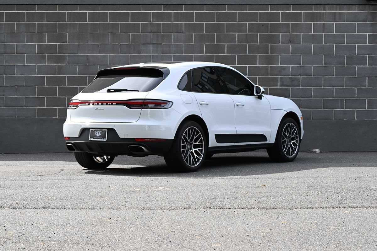 Used 2020 Porsche Macan AWD/4WD image 3