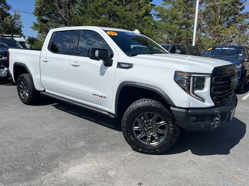 Used 2024 GMC Sierra 1500 AT4X AWD/4WD image 2