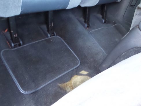 Used 2000 Chevrolet Blazer LS w/ LS Preferred Equipment Group image 8