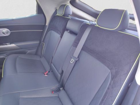 Used 2023 Genesis GV60 Performance image 18