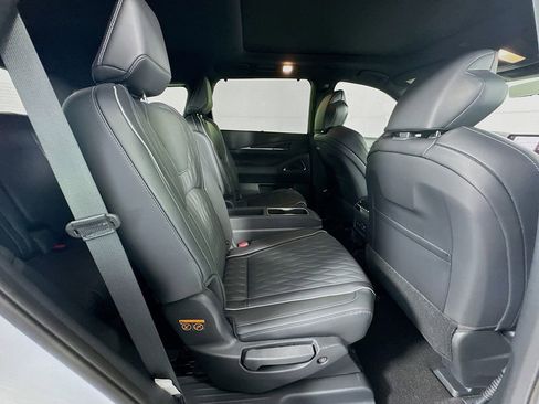 New 2026 INFINITI QX60 Autograph image 35