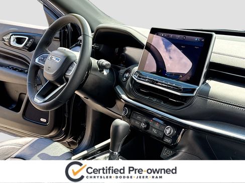 Used 2024 Jeep Compass Limited w/ High Altitude Package AWD/4WD image 5