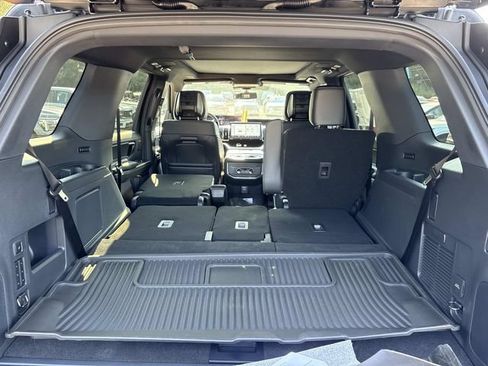 New 2027 Ford Expedition Platinum w/ Stealth Appearance Package AWD/4WD image 12