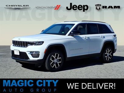 New 2025 Jeep Grand Cherokee Limited w/ Luxury Tech Group II
