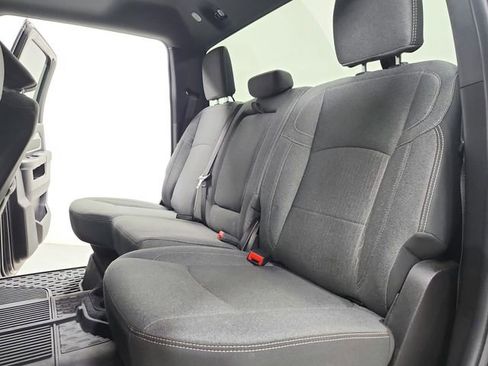 Used 2020 RAM 2500 Big Horn w/ Level 1 Equipment Group AWD/4WD image 34