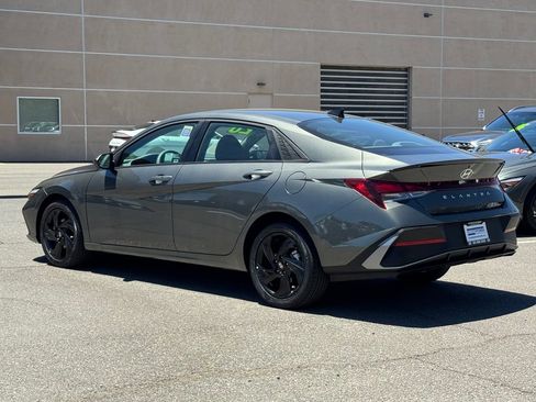 Certified 2026 Hyundai Elantra Sport FWD image 3