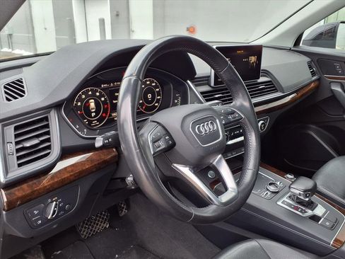Used 2018 Audi Q5 2.0T Premium image 11