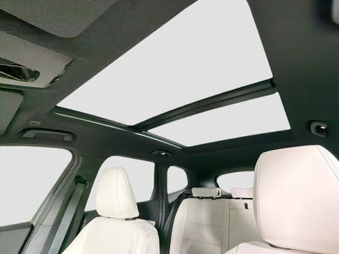 New 2026 BMW X1 xDrive28i w/ Technology Package image 22