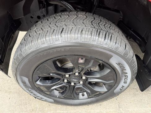 Used 2020 Ford F150 Lariat w/ Equipment Group 502A Luxury AWD/4WD image 19