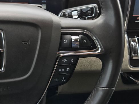 Used 2024 Lincoln Navigator Reserve AWD/4WD image 18