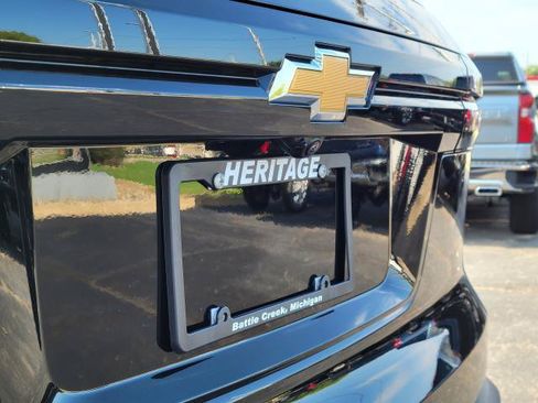 New 2027 Chevrolet Traverse LT w/ Sun and Wheel Package AWD/4WD image 35