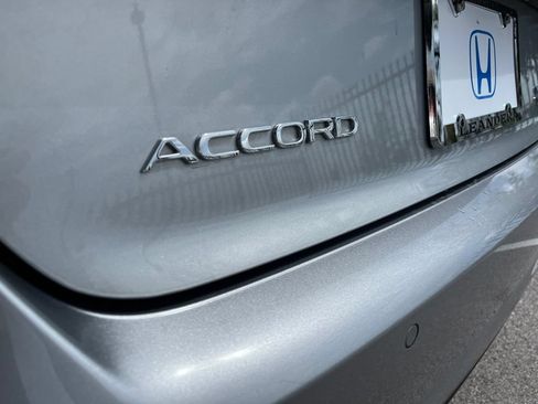 Used 2024 Honda Accord Touring image 8