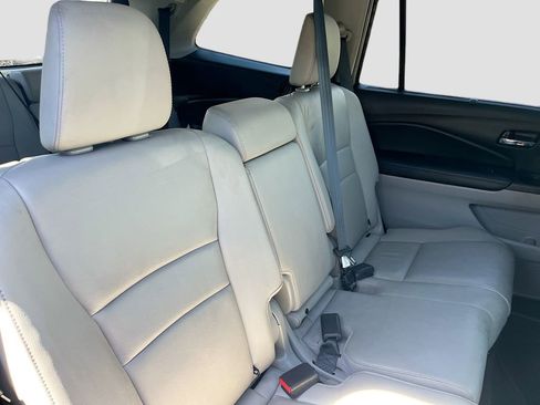 Used 2021 Honda Pilot Special Edition image 28