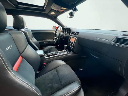 Used 2008 Dodge Challenger SRT8 image 23