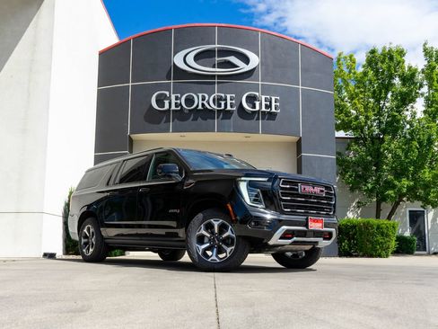 New 2026 GMC Yukon XL AT4 Ultimate AWD/4WD image 1