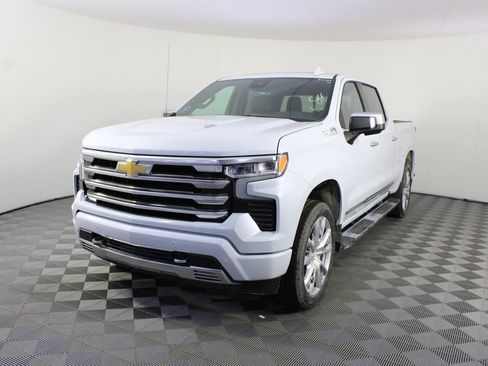 New 2026 Chevrolet Silverado 1500 High Country w/ High Country Premium Package AWD/4WD image 26