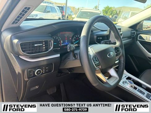 Used 2023 Ford Explorer XLT w/ Equipment Group 202A RWD image 19
