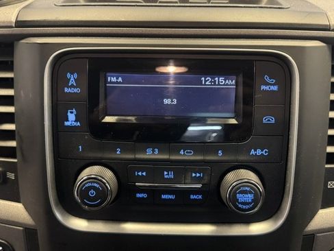 Used 2017 RAM 1500 Express AWD/4WD image 18