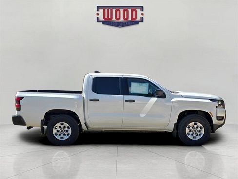 New 2026 Nissan Frontier S image 2