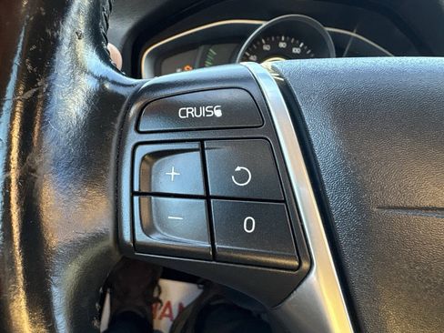 Used 2014 Volvo S60 T5 FWD image 32