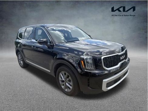 Used 2023 Kia Telluride LX FWD image 1