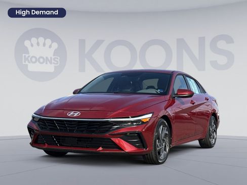 Certified 2025 Hyundai Elantra SEL FWD image 1