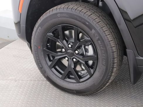 Used 2026 Jeep Grand Cherokee L 4WD image 13