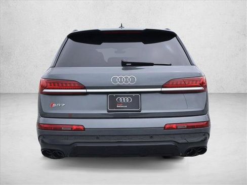 Used 2021 Audi SQ7 Prestige w/ Prestige Package AWD/4WD image 7