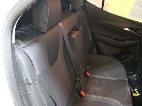 Used 2022 Buick Encore GX Select FWD image 9