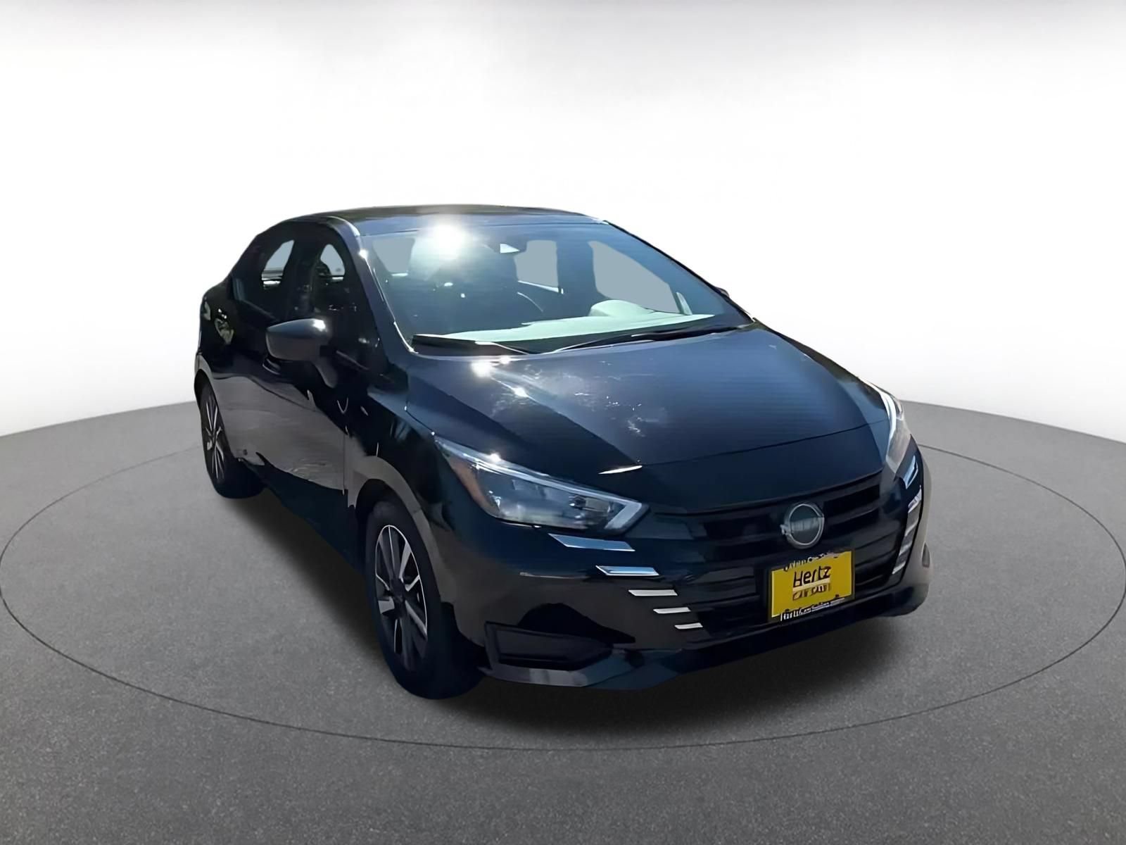 Used 2025 Nissan Versa SV FWD image 3