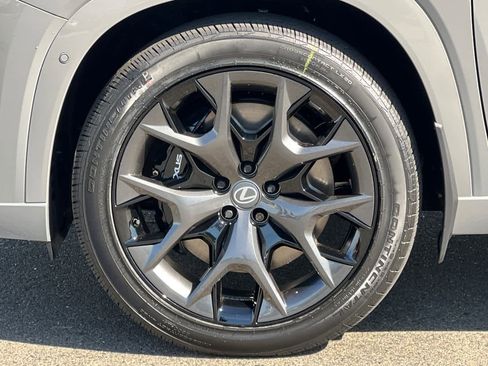 New 2026 Lexus TX 500h AWD image 33