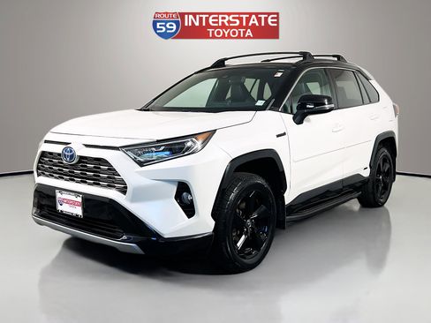 Used 2021 Toyota RAV4 XSE AWD/4WD image 3