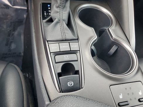 Used 2022 Toyota Camry XSE image 24