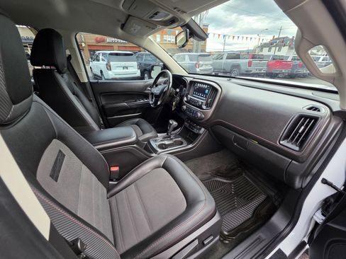 Used 2018 GMC Canyon All Terrain image 25