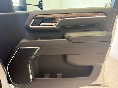 New 2026 Chevrolet Silverado 3500 LT image 12