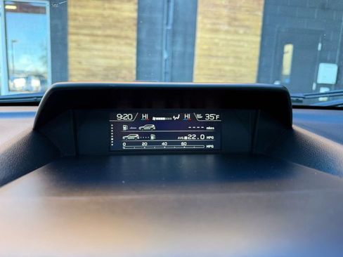 Used 2021 Subaru Forester Limited image 31